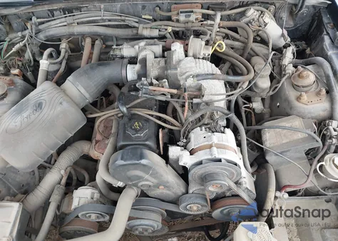 1987 Ford Mustang Lx из США, поврежденный, VIN 1FABP41A7HF187092